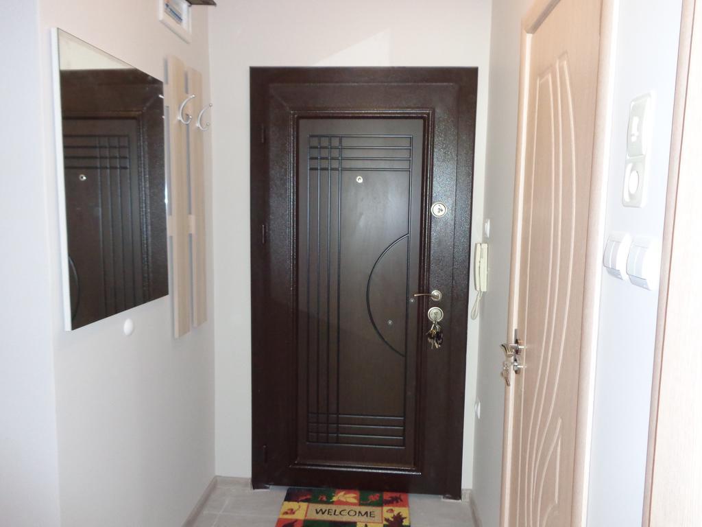 Luxury Apartment Lazur 2 Burgas Exterior foto